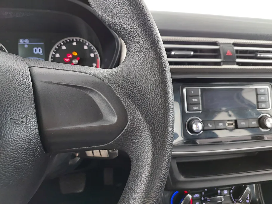 ام جي 5 STD 2022 