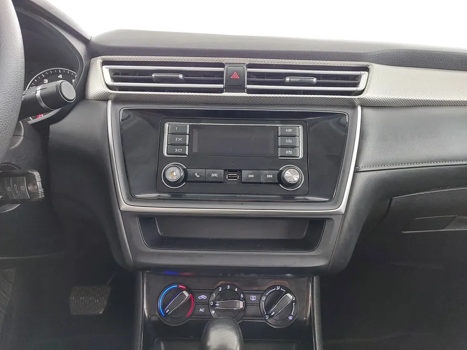 ام جي 5 STD 2022 