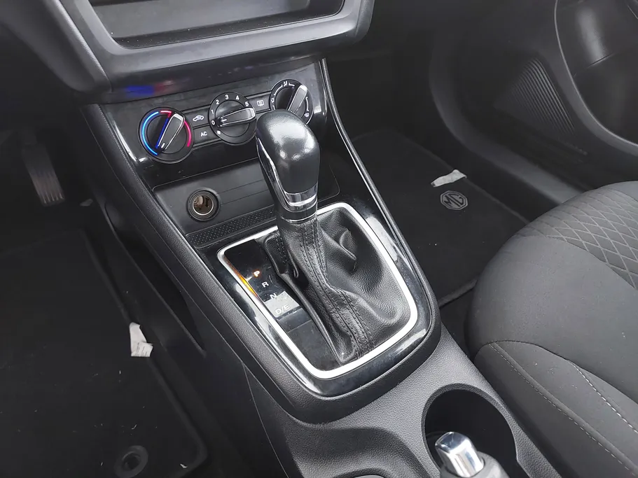 ام جي 5 STD 2022 