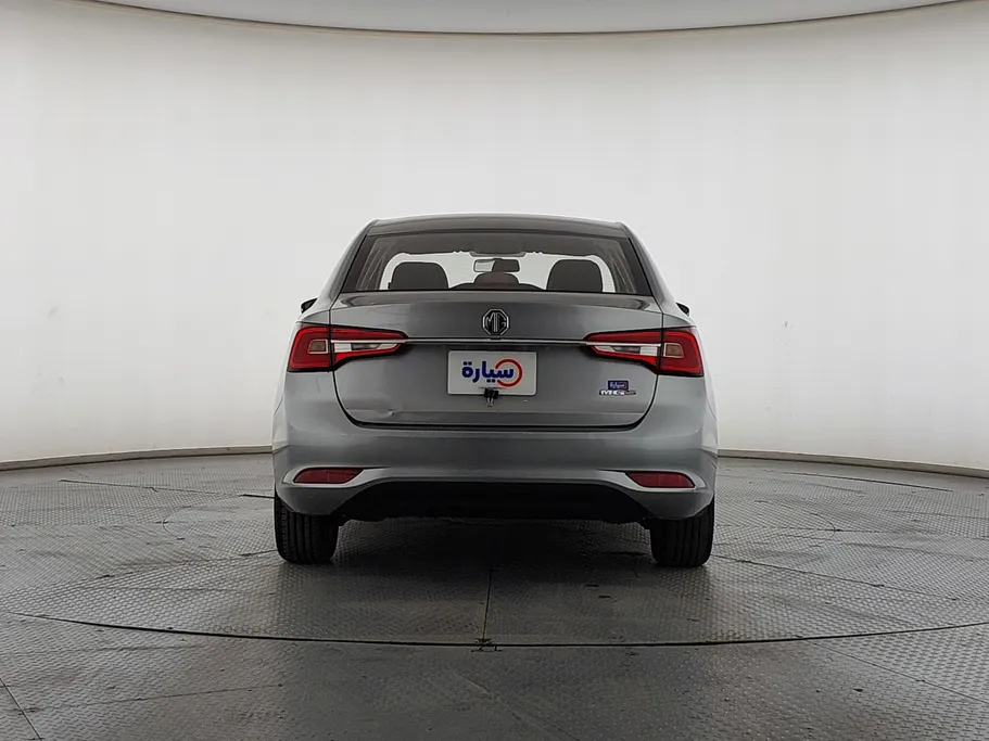 ام جي 5 STD 2022 