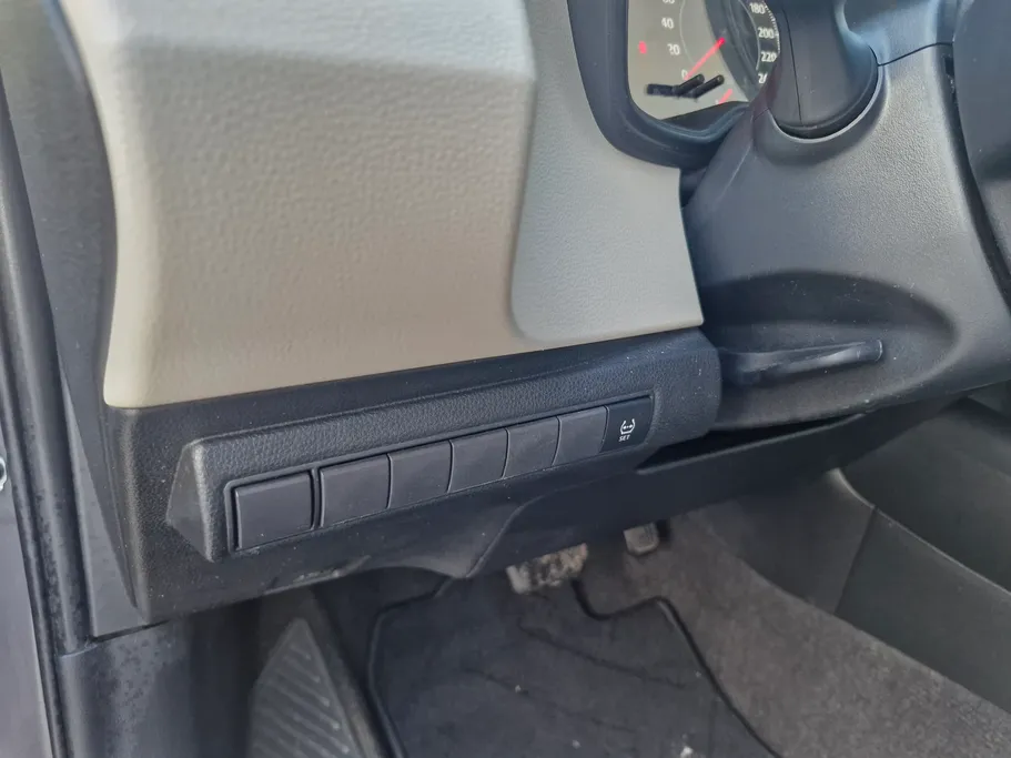 تويوتا كورولا XLI 2022 