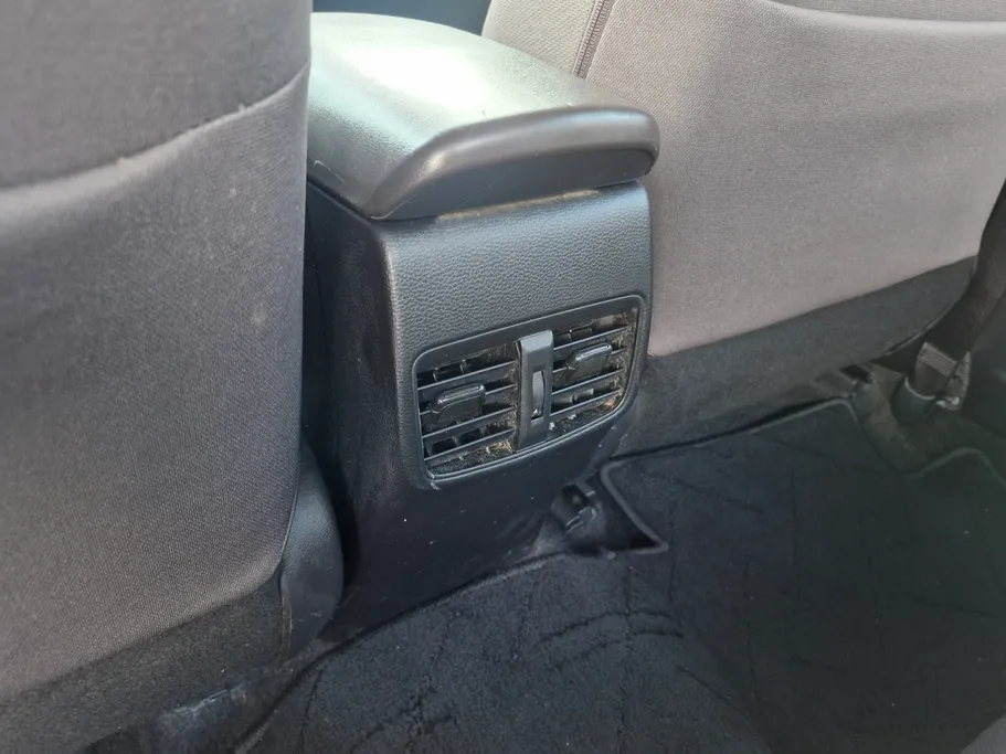 تويوتا كورولا XLI 2022 