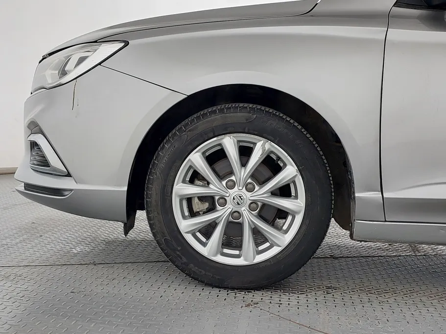 ام جي 5 STD 2022 