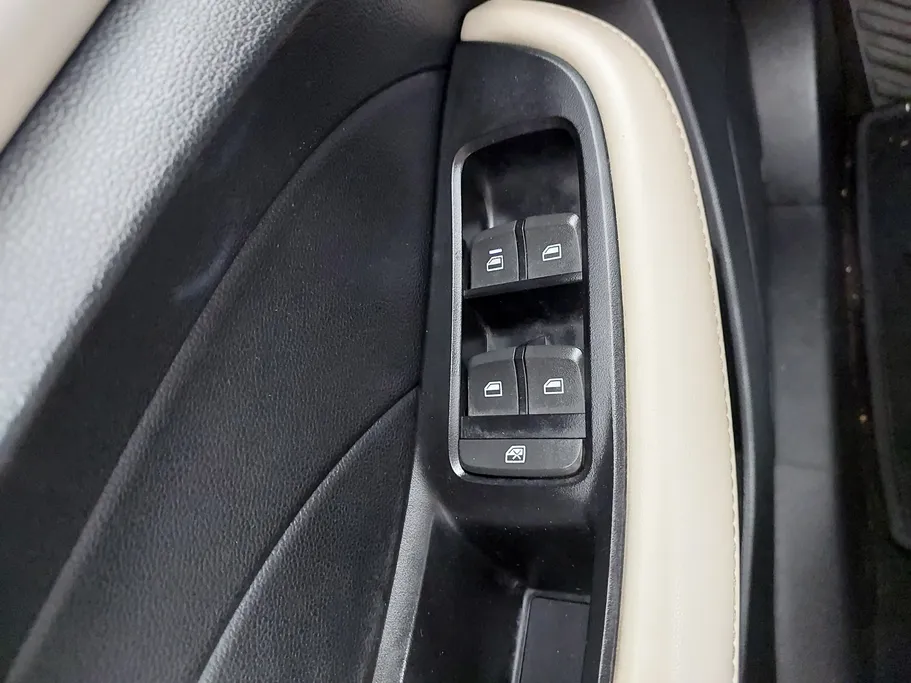 ام جي 5 STD 2022 