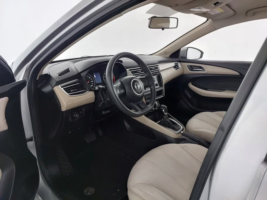 ام جي 5 STD 2022 