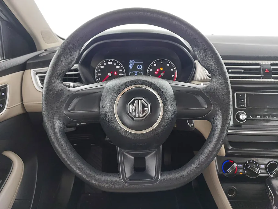 ام جي 5 STD 2022 