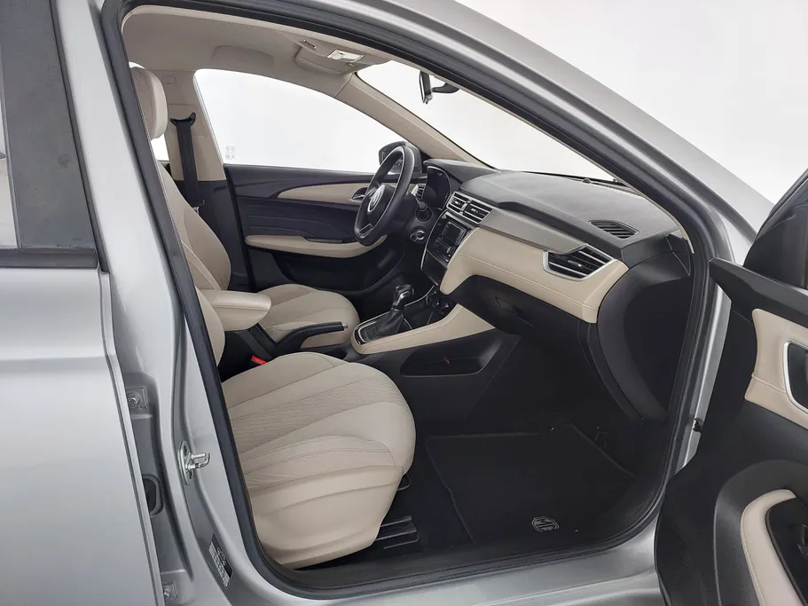 ام جي 5 STD 2022 