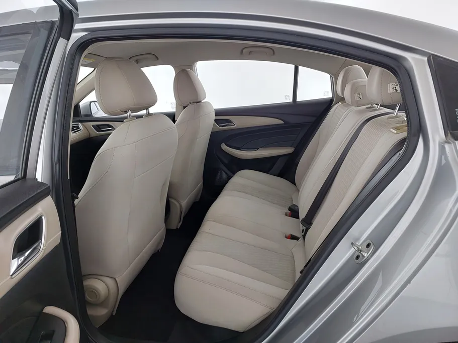 ام جي 5 STD 2022 