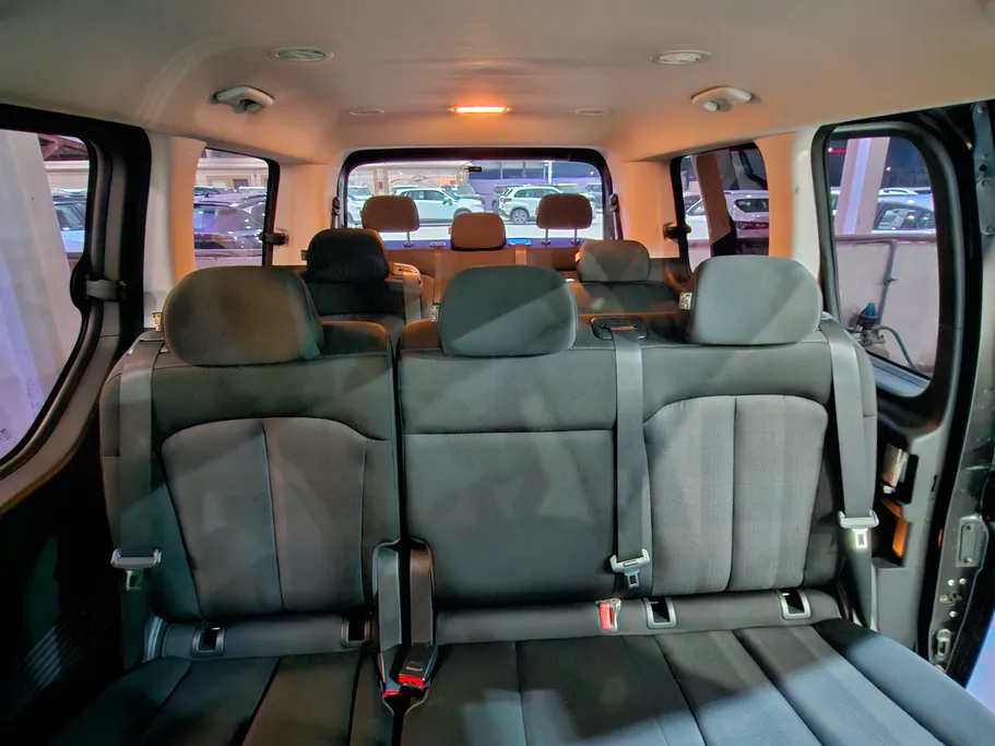 هيونداي ستاريا سمارت 11 مقاعد 2022 