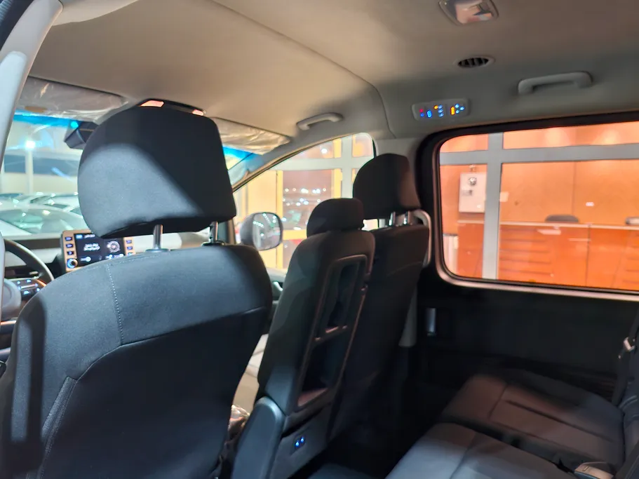 هيونداي ستاريا سمارت 11 مقاعد 2022 