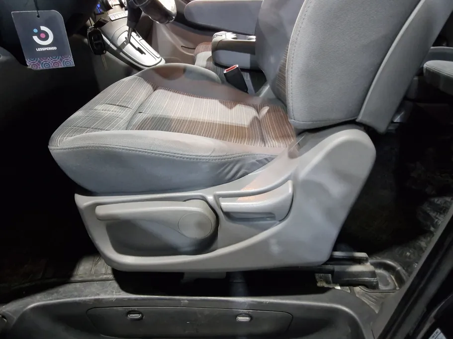 2021 Hyundai H1 passenger 