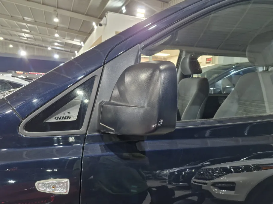 2021 Hyundai H1 passenger 