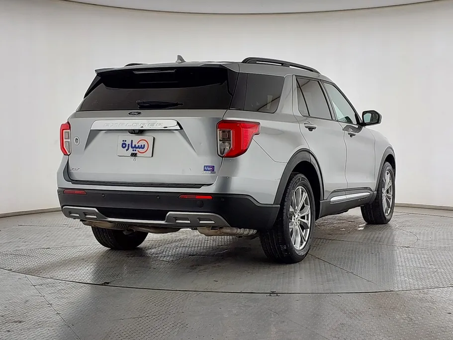 2020 Ford Explorer XLT 
