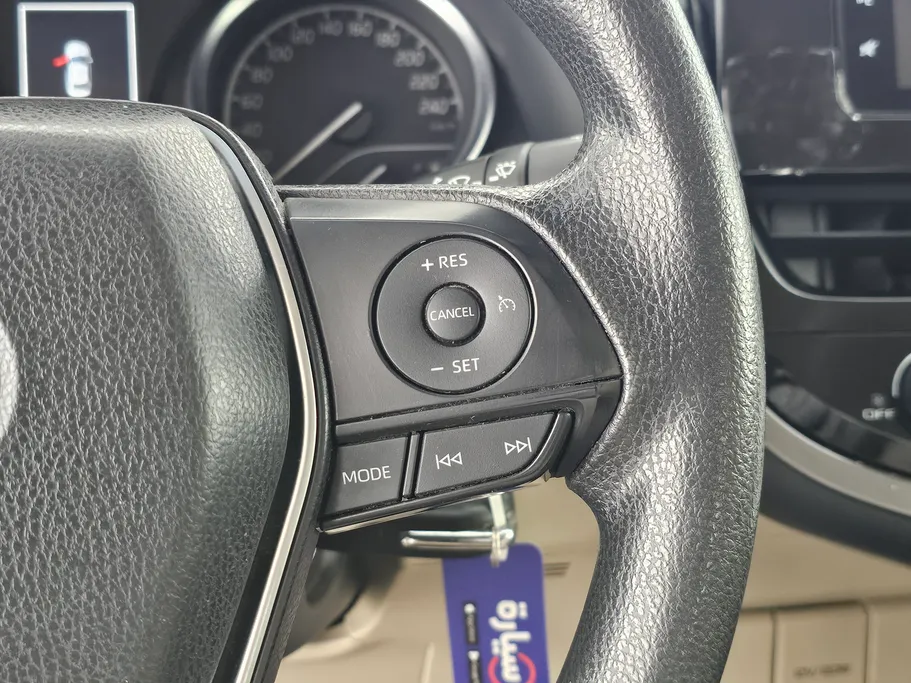 تويوتا كامري LE 2022 