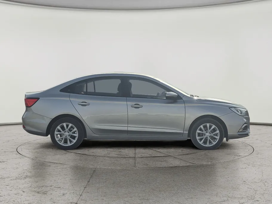 ام جي 5 STD 2023 