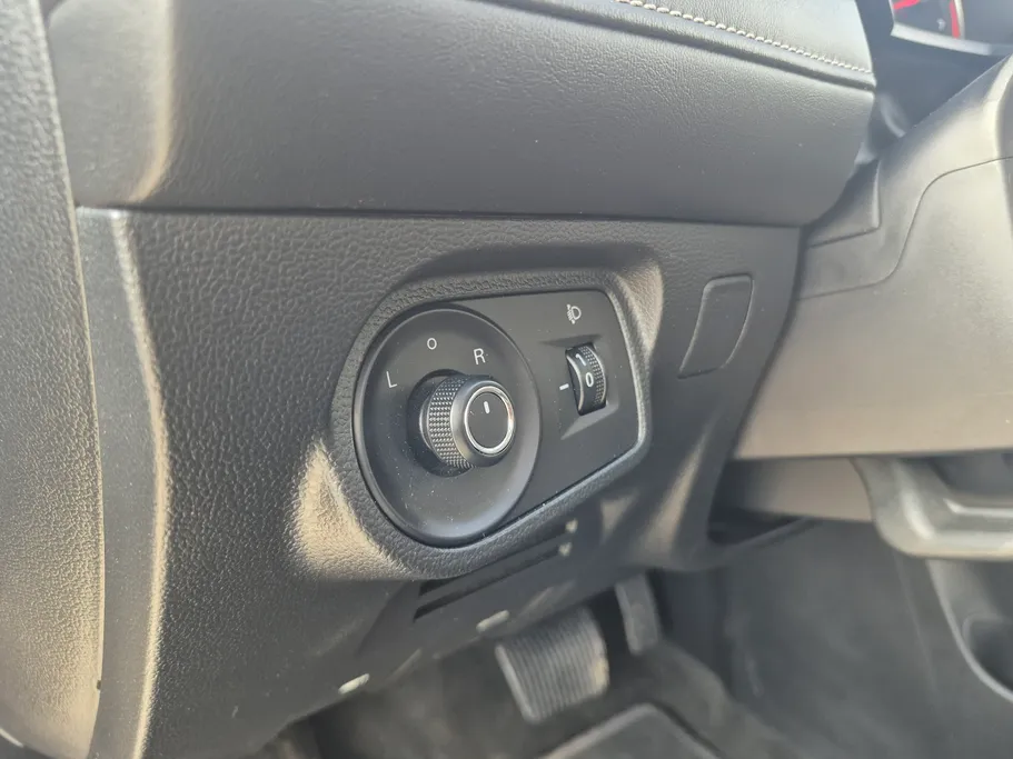 ام جي 5 STD 2023 