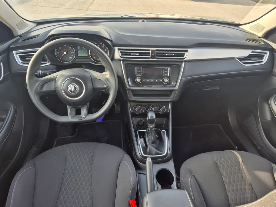 ام جي 5 STD 2023 