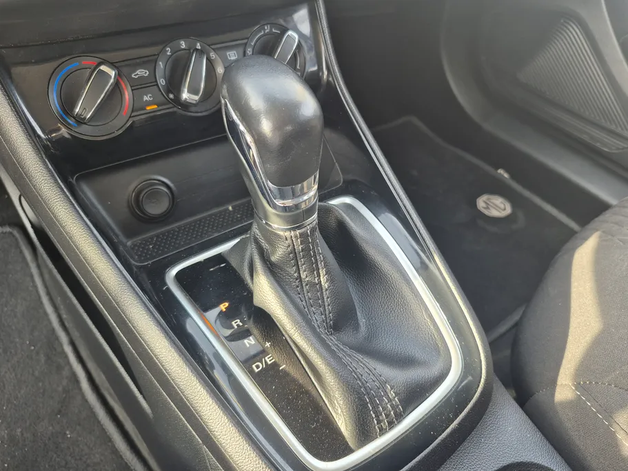 ام جي 5 STD 2023 