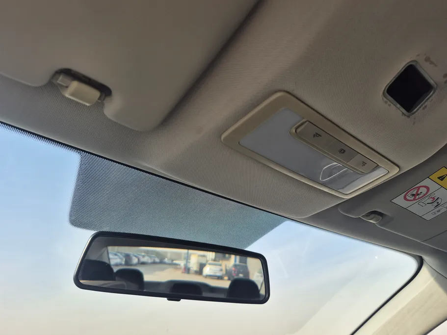 ام جي 5 STD 2023 