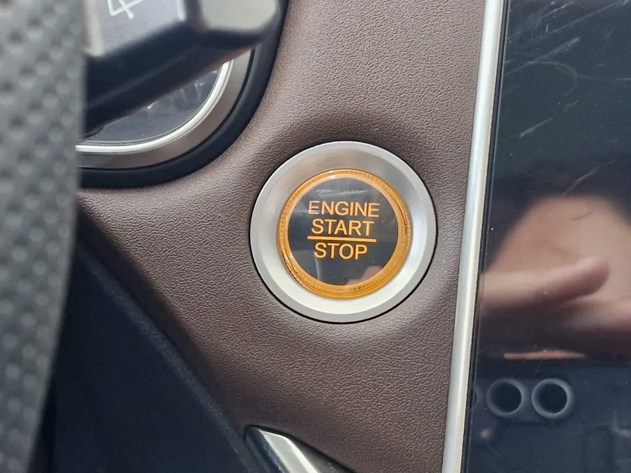 في جي في  في 70 برو لاكجري 2025 