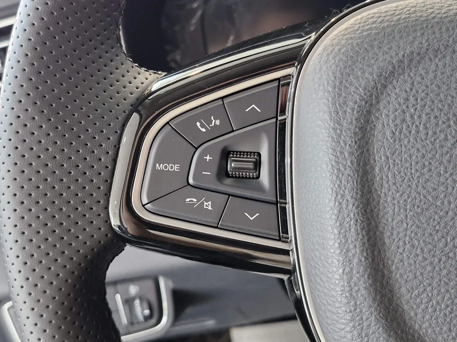 في جي في  في 70 برو لاكجري 2025 