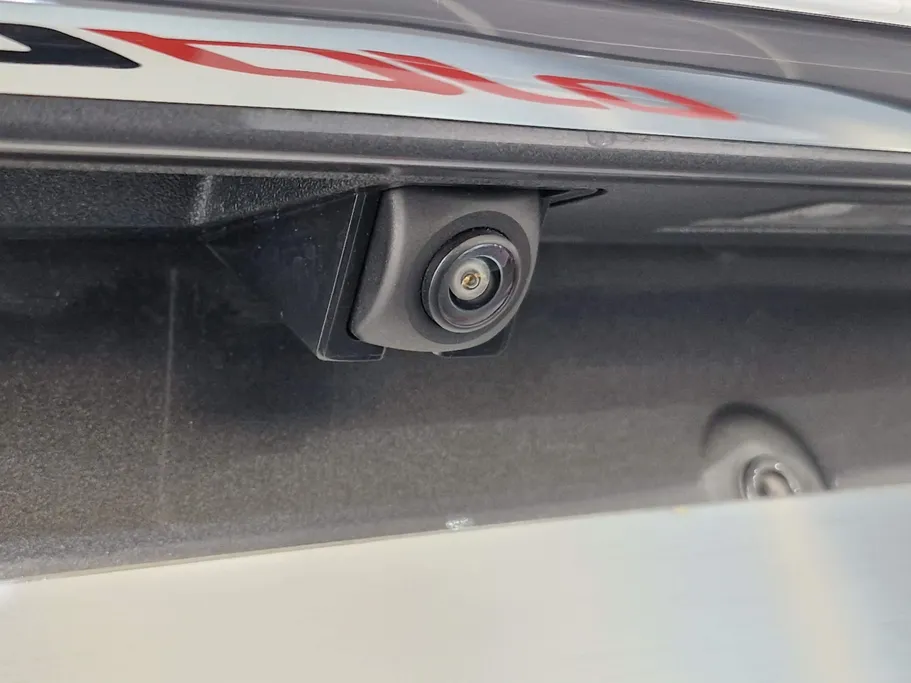 في جي في  في 70 برو لاكجري 2025 