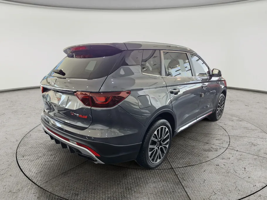 في جي في  في 70 برو لاكجري 2025 