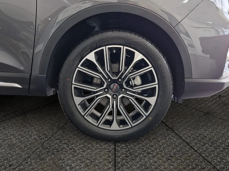 في جي في  في 70 برو لاكجري 2025 