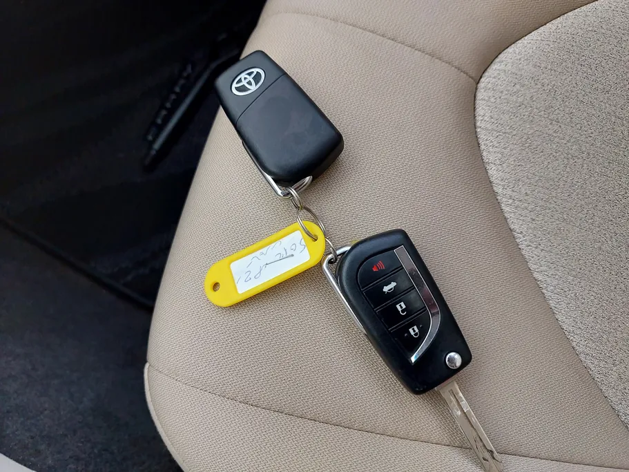 تويوتا كامري LE 2022 