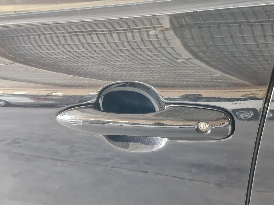 2023 Toyota Corolla Cross XLE HEV 