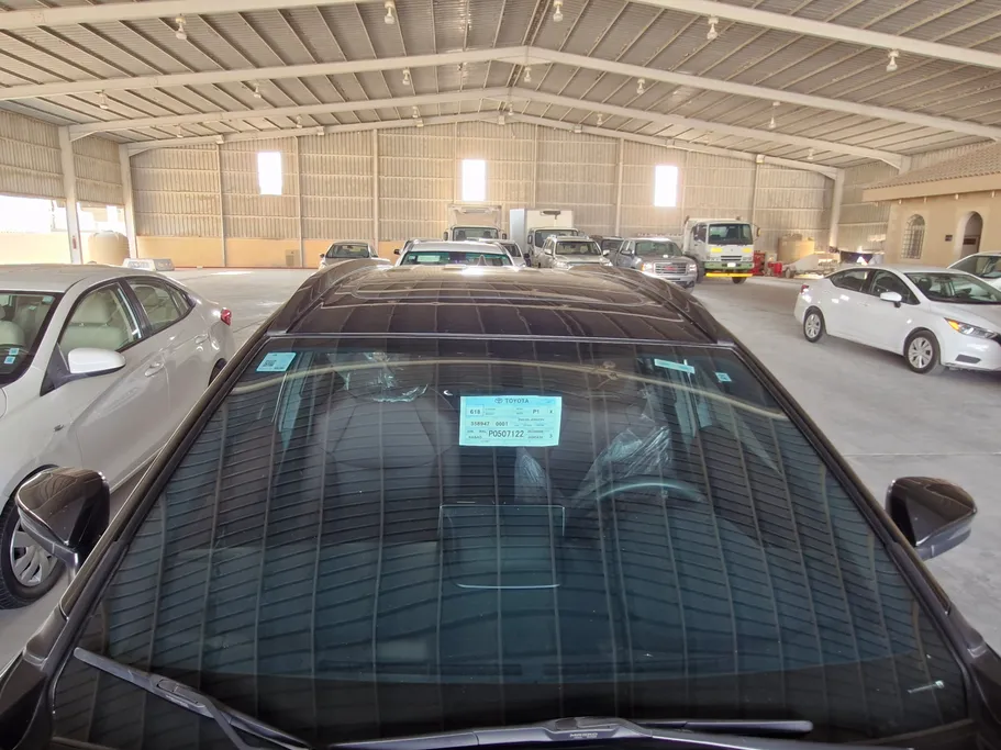 2023 Toyota Corolla Cross XLE HEV 