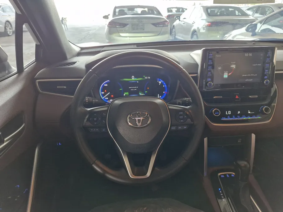 2023 Toyota Corolla Cross XLE HEV 