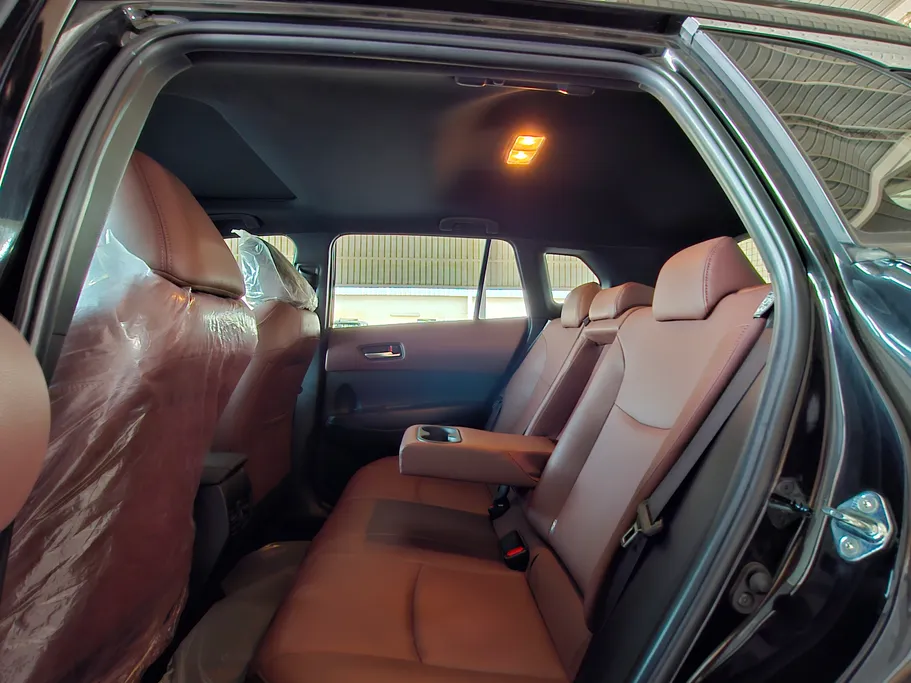 2023 Toyota Corolla Cross XLE HEV 