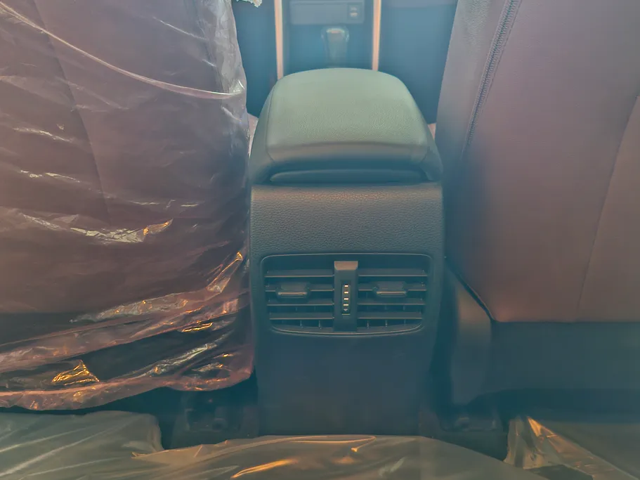 2023 Toyota Corolla Cross XLE HEV 