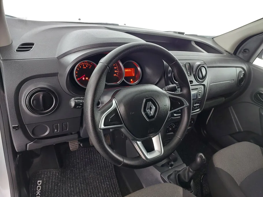 2021 Renault Docker Van بضاعة 