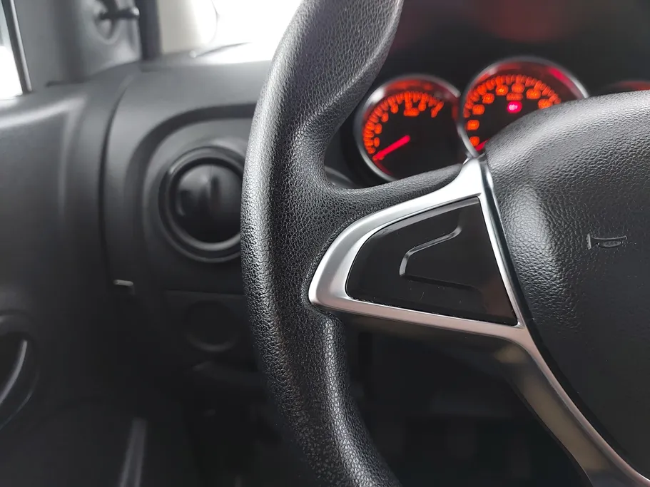 2021 Renault Docker Van بضاعة 