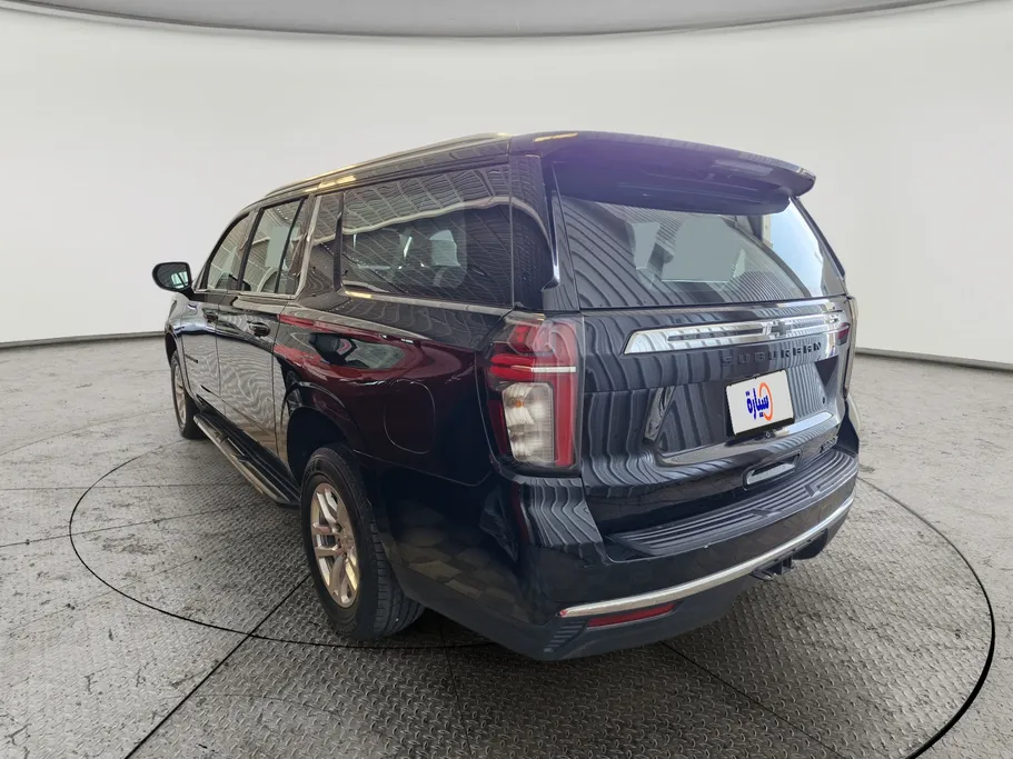 2022 Chevrolet Suburban LS 