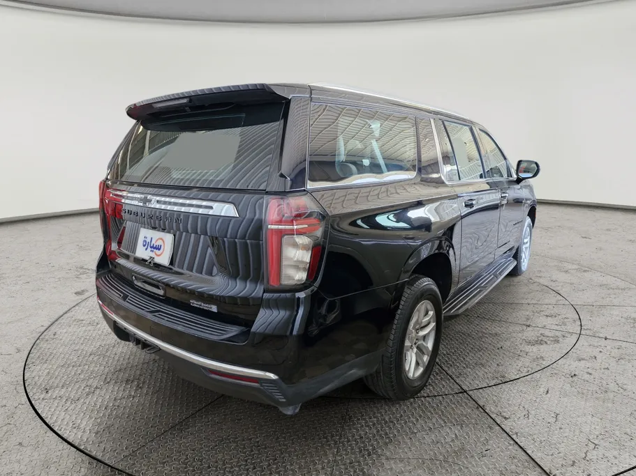 2022 Chevrolet Suburban LS 