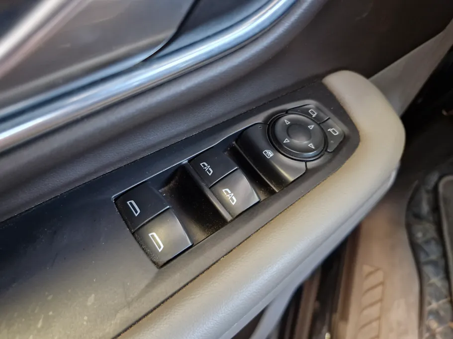 2022 Chevrolet Suburban LS 