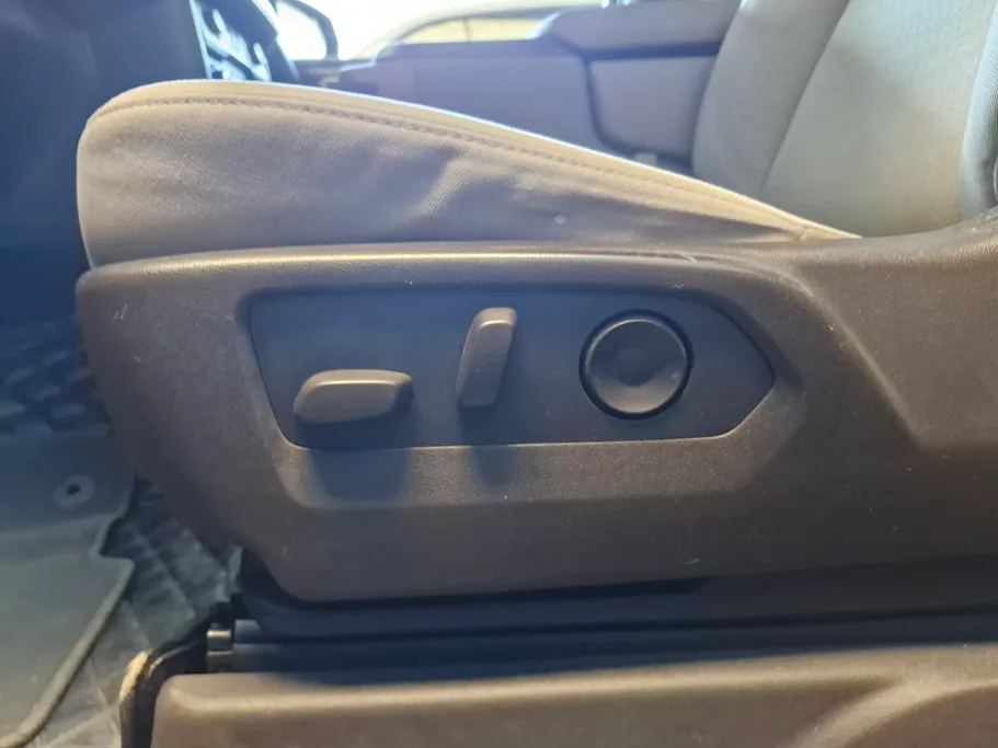 2022 Chevrolet Suburban LS 