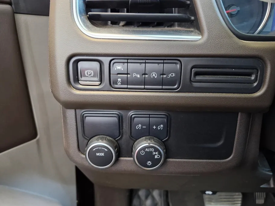 2022 Chevrolet Suburban LS 