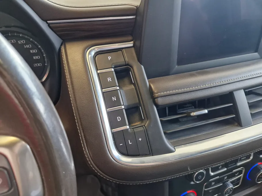 2022 Chevrolet Suburban LS 