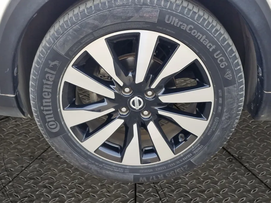 2017 Nissan Kicks SV 