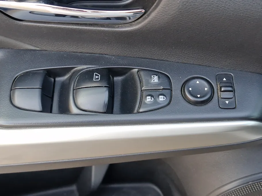 2017 Nissan Kicks SV 