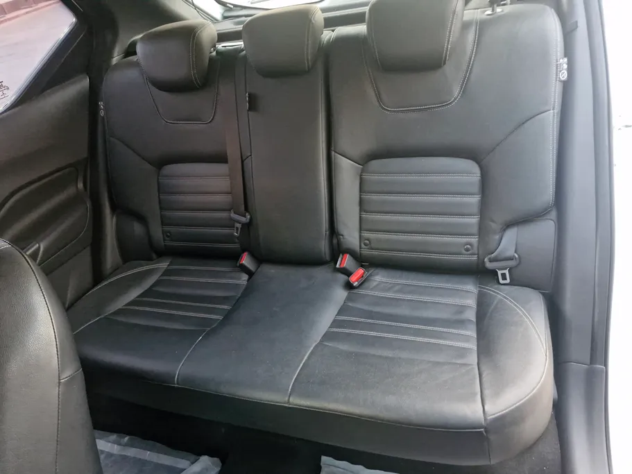 2017 Nissan Kicks SV 