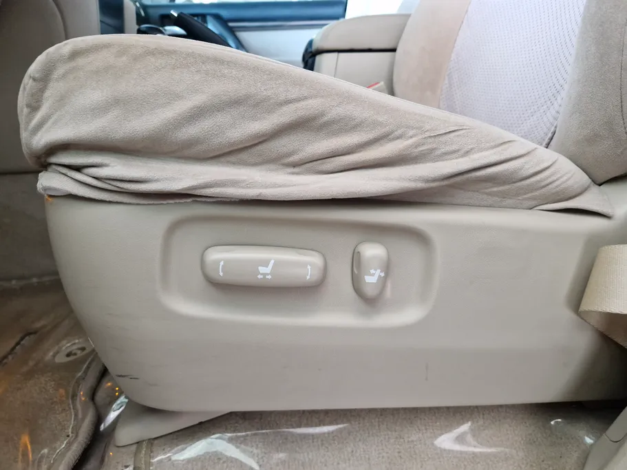 تويوتا لاندكروزر Grand Touring 2021 