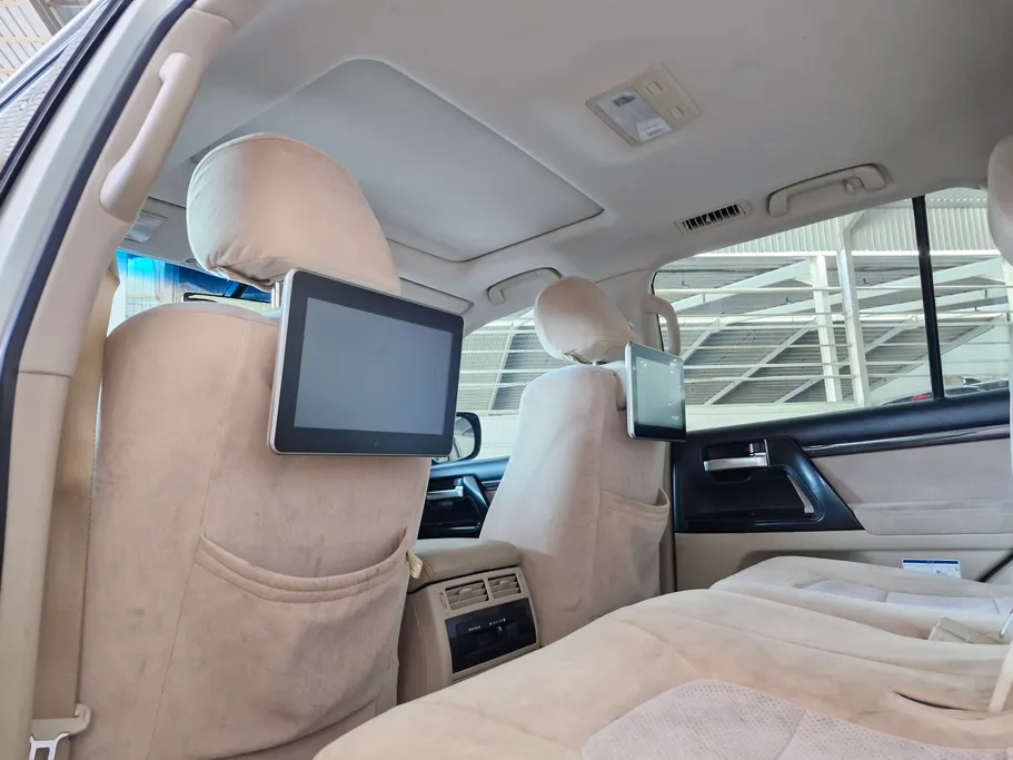 تويوتا لاندكروزر Grand Touring 2021 