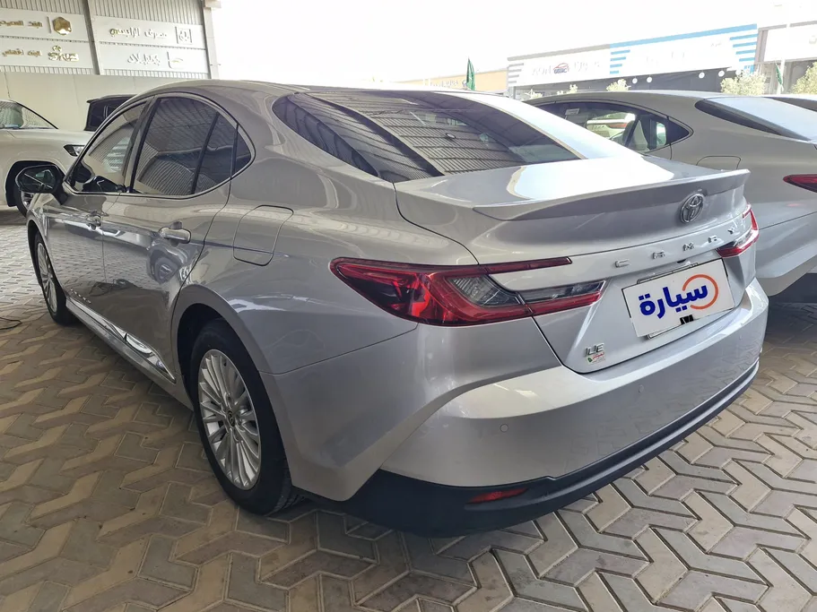 2025 Toyota Camry  LE 