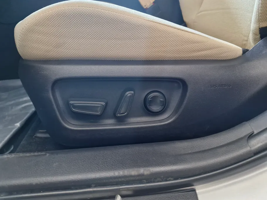 2025 Toyota Camry  LE 