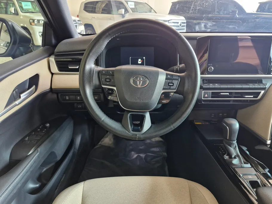 2025 Toyota Camry  LE 